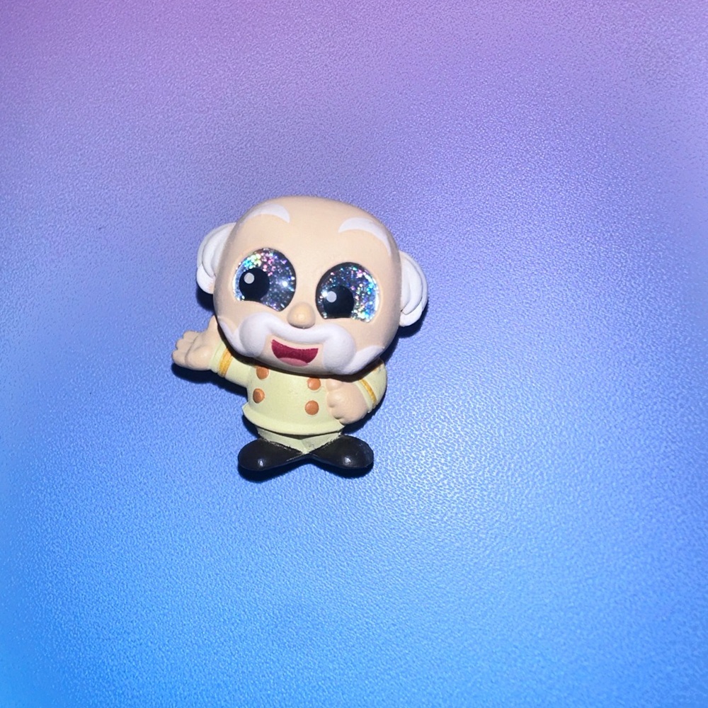 the king (cinderella) ~ exclusive — disney doorables: series 12